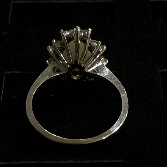 Solid 14k White Gold Natural Opal Birthstone Ring! - Picture 8 of 8